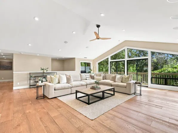 905 Robertson Road, Glen Ellen, CA 95442
