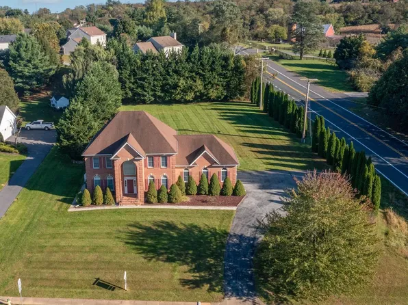 1249 Canon Way, Westminster, MD 21157