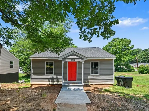 803 Cameron St, Burlington, NC 27215