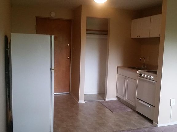2nd image of 101 S Rocky River Dr APT 403