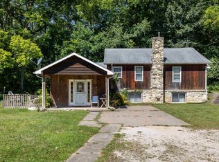 17900 Us Highway 20 W, East Dubuque, IL 61025