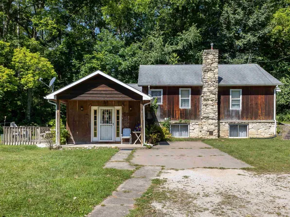 17900 Us Highway 20 W, East Dubuque, IL 61025