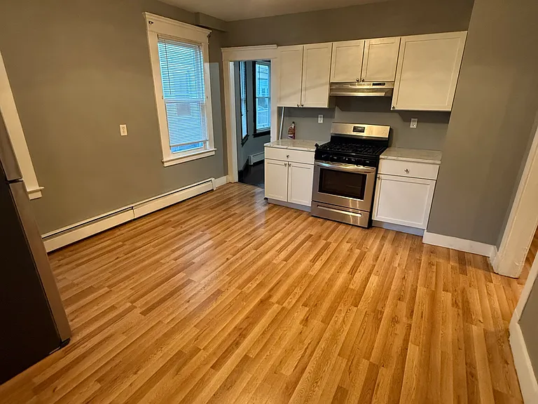 89 Beacon St #1A — Photo 6