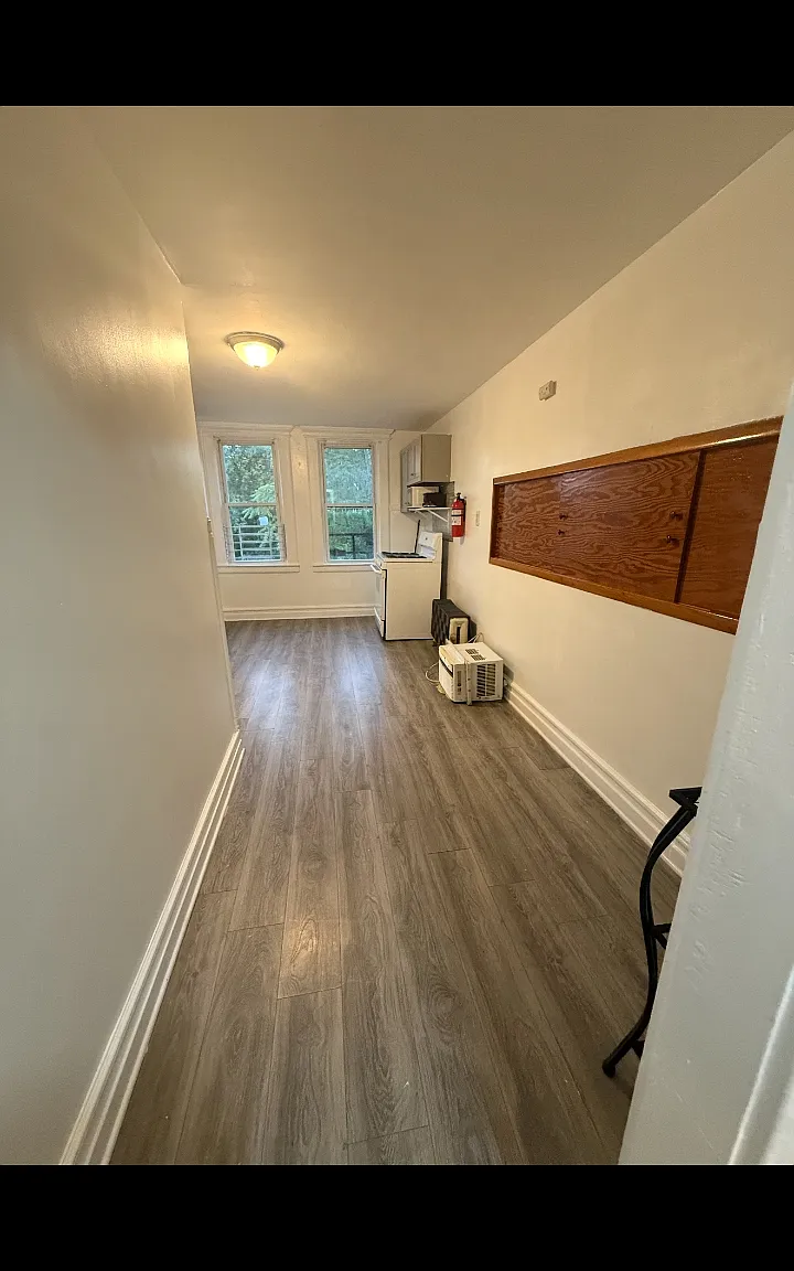 1 bed, $1,650 — Photo 4