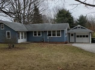 1154 S Prospect Ave, Hartville, OH 44632