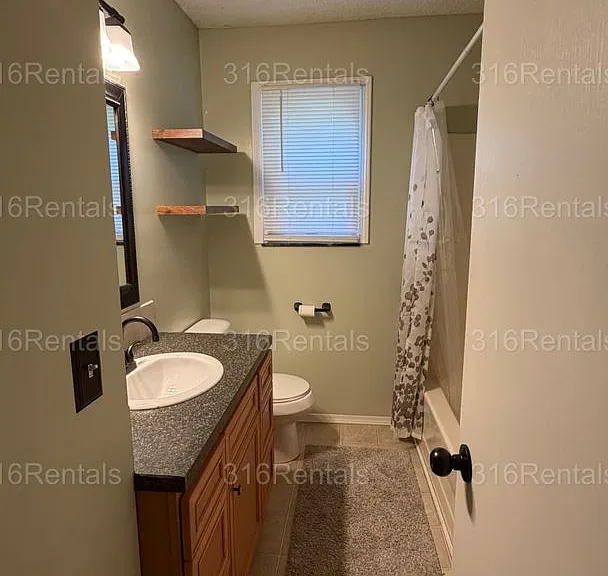 501 W Clark Ave — Photo 20