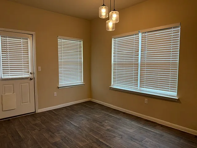 226 Hess Dr — Photo 5