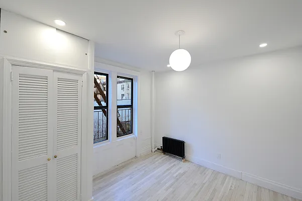 Rented by Aether Property Group | media 1