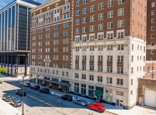 525 W Lafayette Blvd #21B, Detroit, MI 48226
