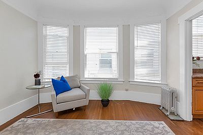 4th image of 1167 Pine St #1D