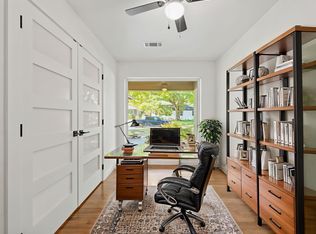 6638 Aintree Cir, Dallas, TX 75214