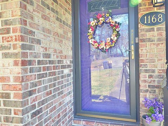 3rd image of 1168 Westridge Cir
