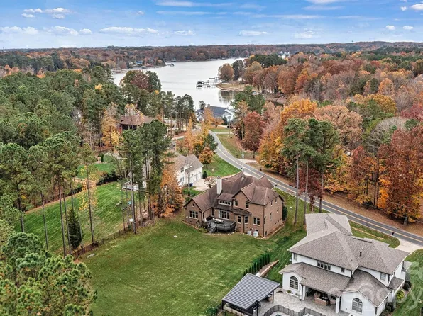 336 Kenway Loop, Mooresville, NC 28117