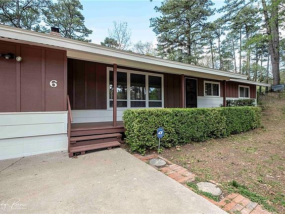 3rd image of 6 Oxford Ln