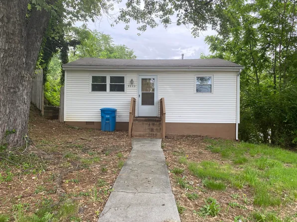 3905 Maine Ave NW, Roanoke, VA 24017