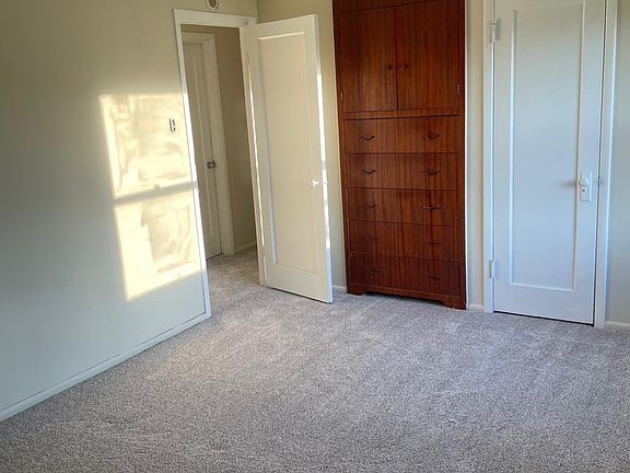 4th image of 11643 Silverdale Way NW