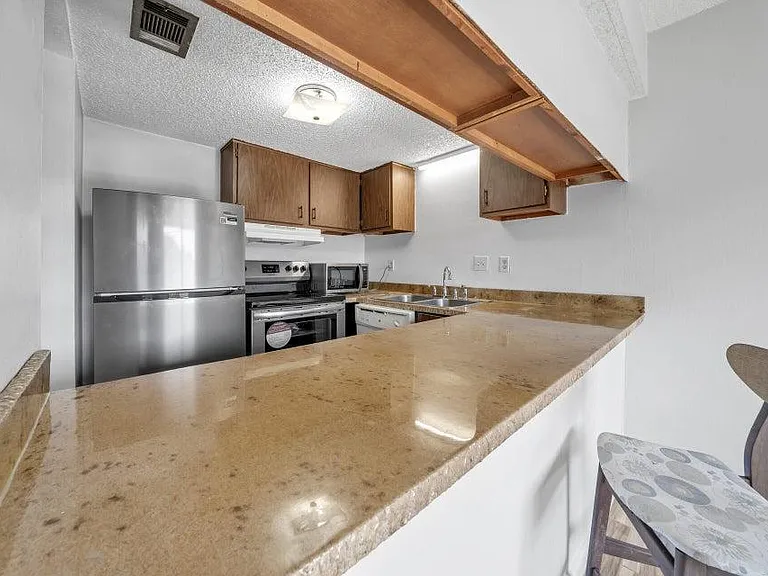 308 Miracle Strip Pkwy SW #27C — Photo 9