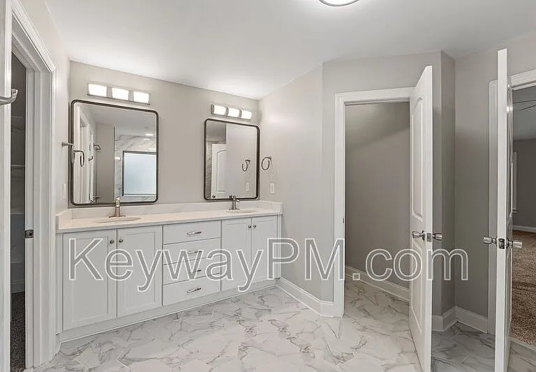336 Amersham Way — Photo 12