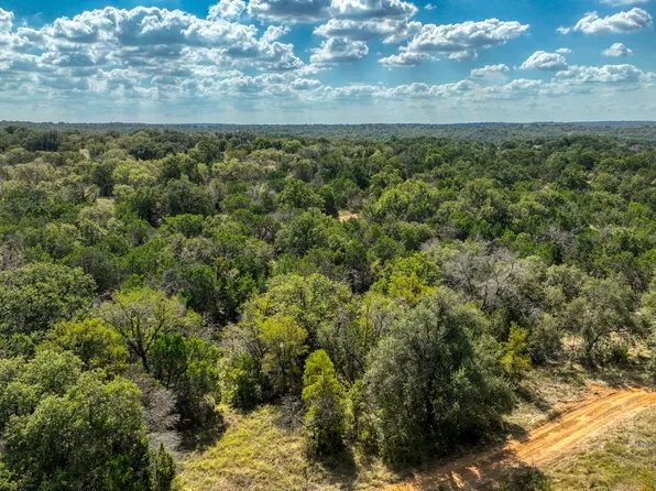 3 Village Bend Rd, Mineral Wells, TX 76067
