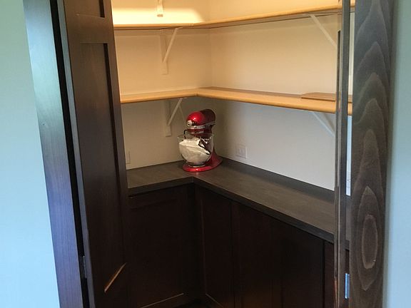 5th image of 8851 Himark Ln