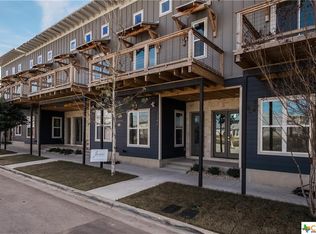 1143 N Academy Ave, New Braunfels, TX 78130
