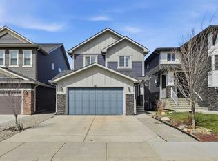 345 S Evansglen Dr NW, Calgary, AB T3P 0X7