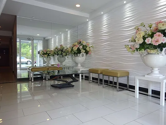 Rented by Bahar Management | media 26