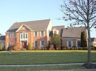 25 Sparrow Dr, Princeton Junction, NJ 08550