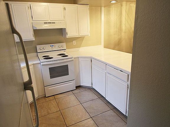 3rd image of 15413 42nd Ave S APT D
