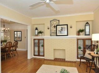 2257 N 73rd St, Wauwatosa, WI 53213