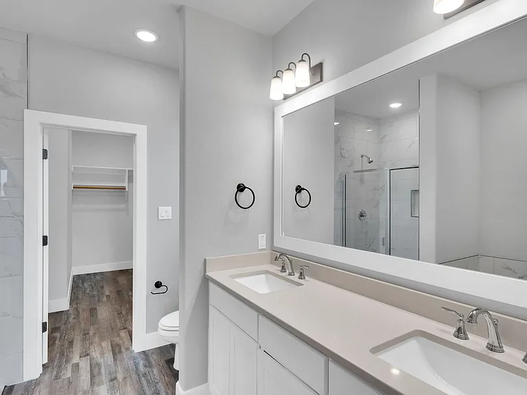 704 N Church St — Photo 18