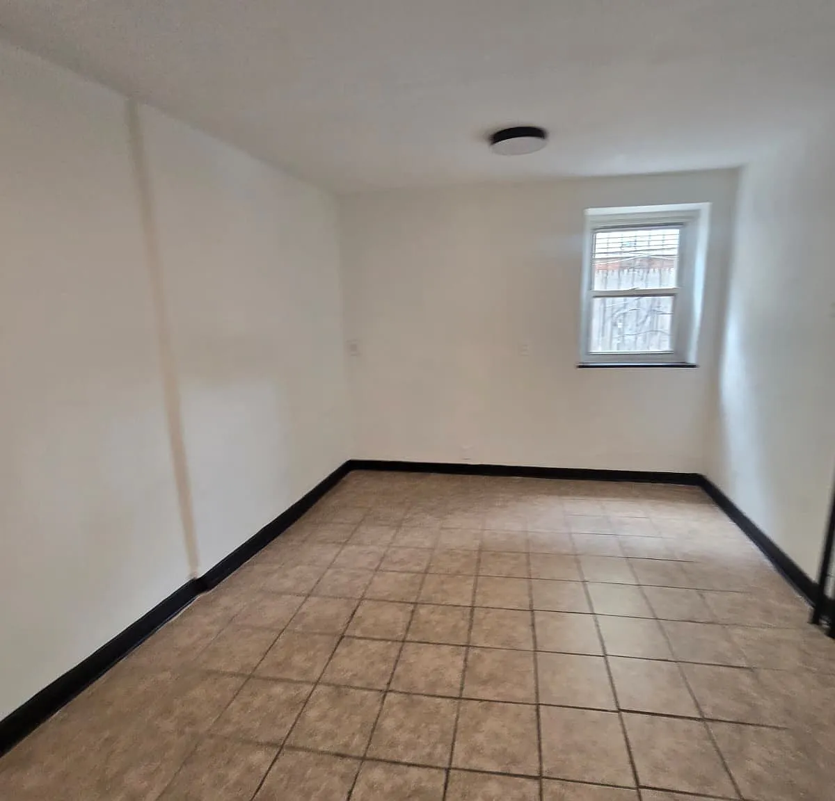 2 bed, $1,800 — Photo 3