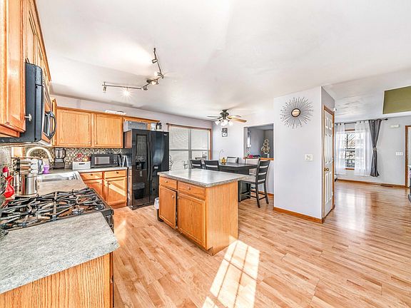 5th image of 1526 Moluf St