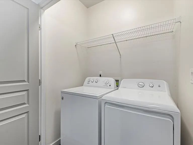 Verraso Village Townhomes — Photo 42