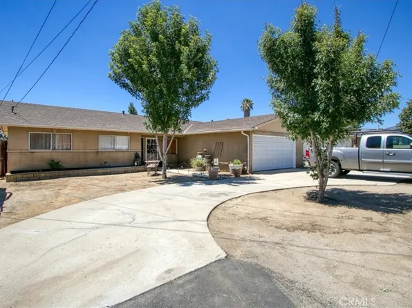 10907 Winesap Ave, Cherry Valley, CA 92223