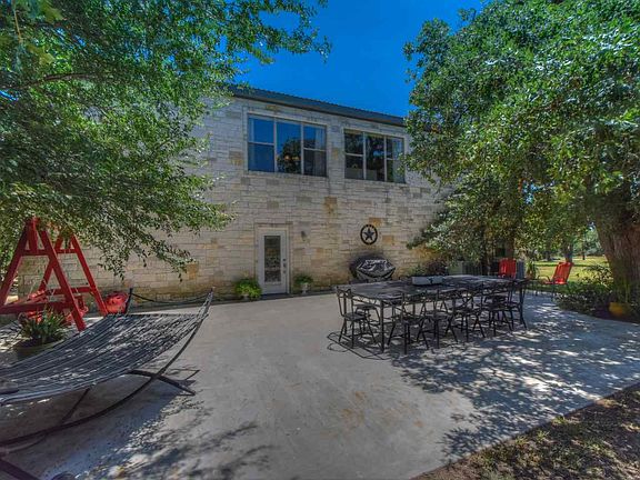3rd image of 125 Tindle Dr
