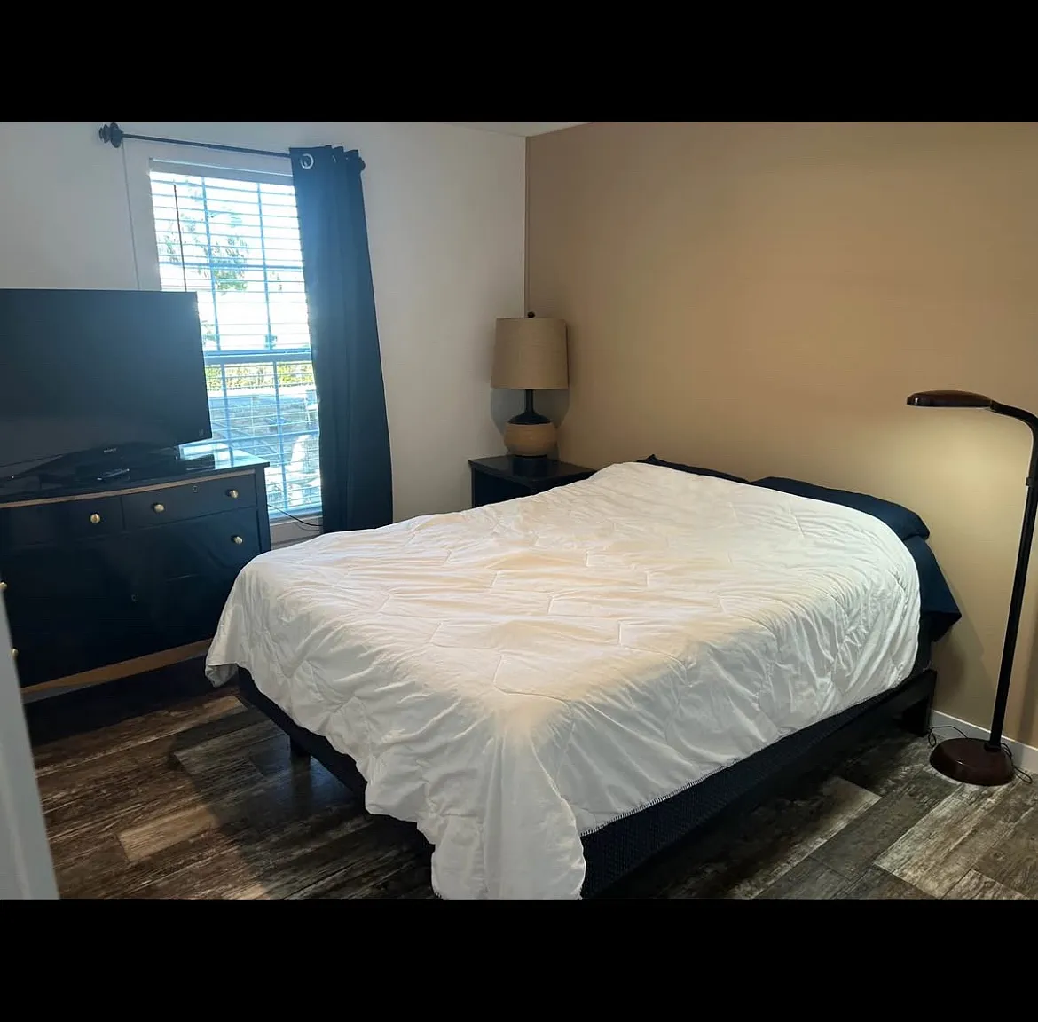 1 bed, 1066 sqft, $1,000 — Photo 1