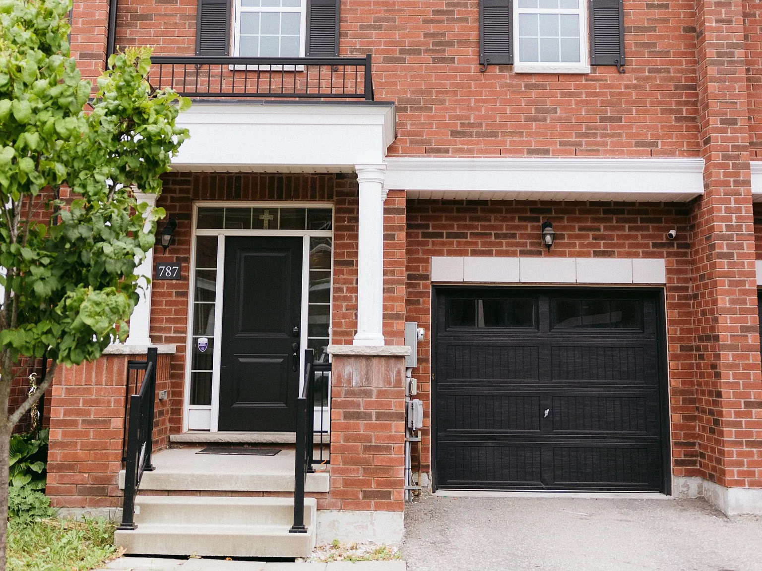 3 bed, $3,400 — Photo 2