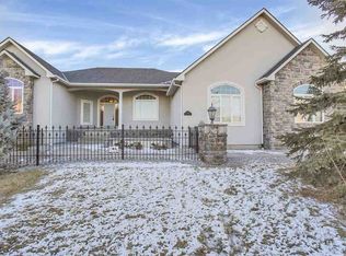 326 N Gateway Ct, Wichita, KS 67230