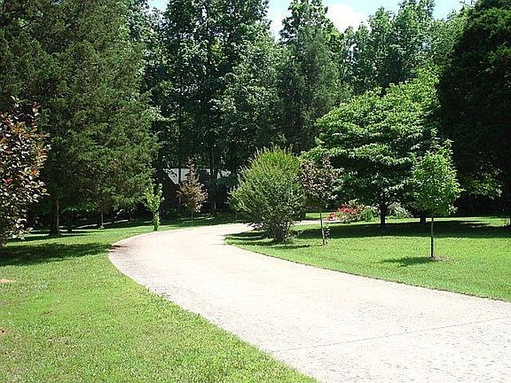 Private drive to your hideaway