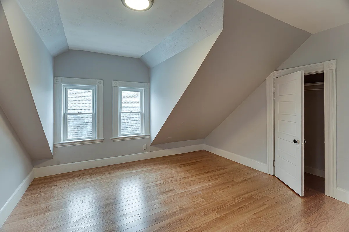 Building Photo - 24 Dunlap St #3