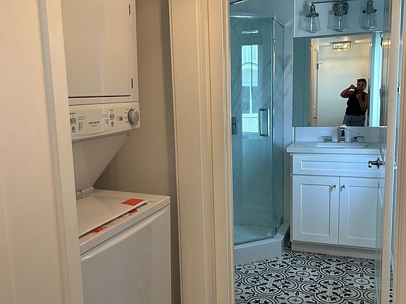 5th image of 7648 Bright Ave