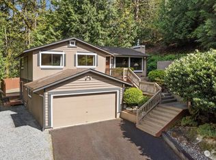 24 Louis Thompson Rd NE, Sammamish, WA 98074