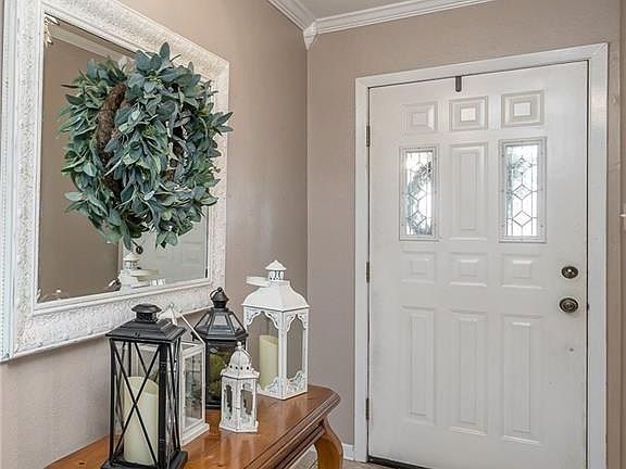 5th image of 4412 Sun Valley Dr