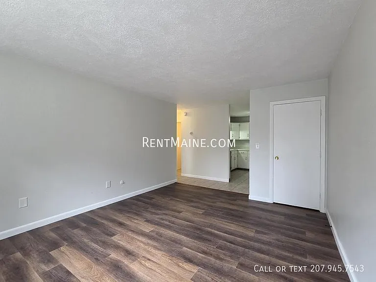 10 Tall Pines Dr #13 — Photo 11