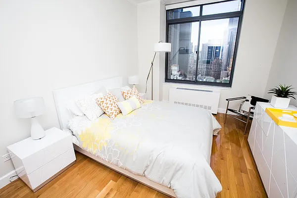 Rented by Stonehenge NYC LLC | media 3