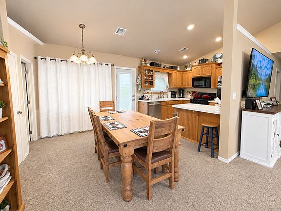 5th image of 14872 E Modoc St