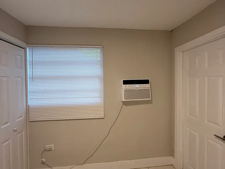 Bedrom
