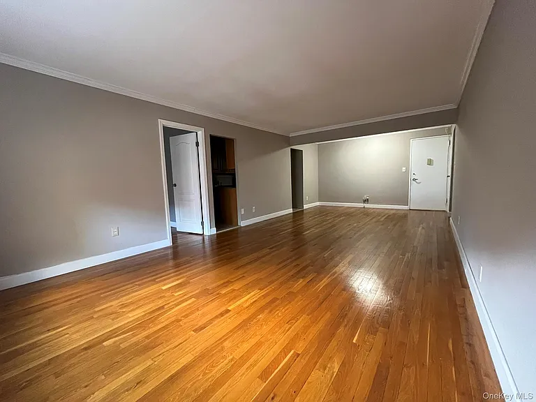 101 Jackson Ave #2G — Photo 11