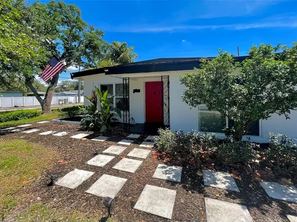 2173 Riviera Dr, Clearwater, FL 33763